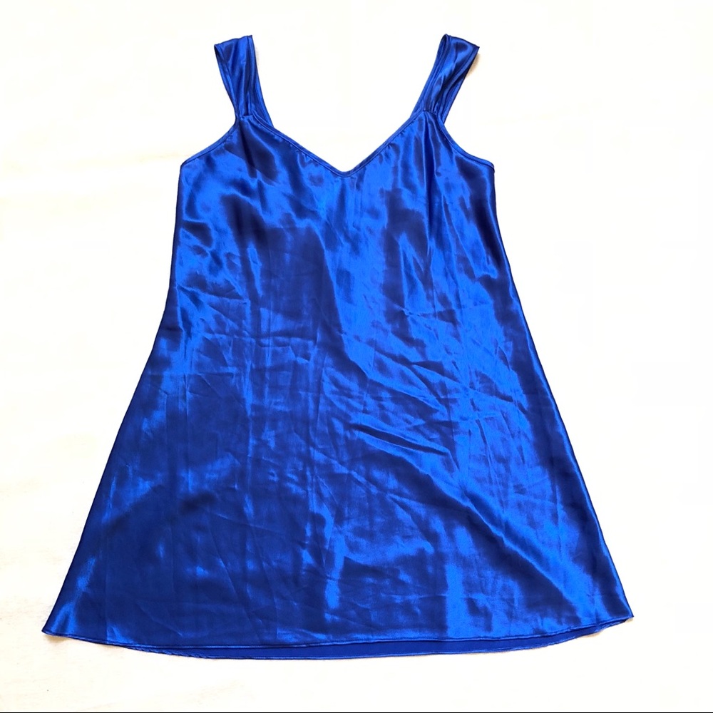 Lg Adonna Nightgown Shiny Blue 33”